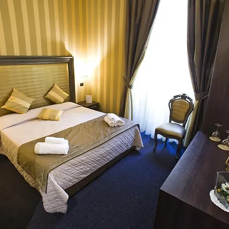 Pensjonat Nice Rome Holiday 4*