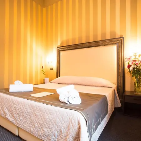 Nice Rome Holiday Maison d'hôtes 4*