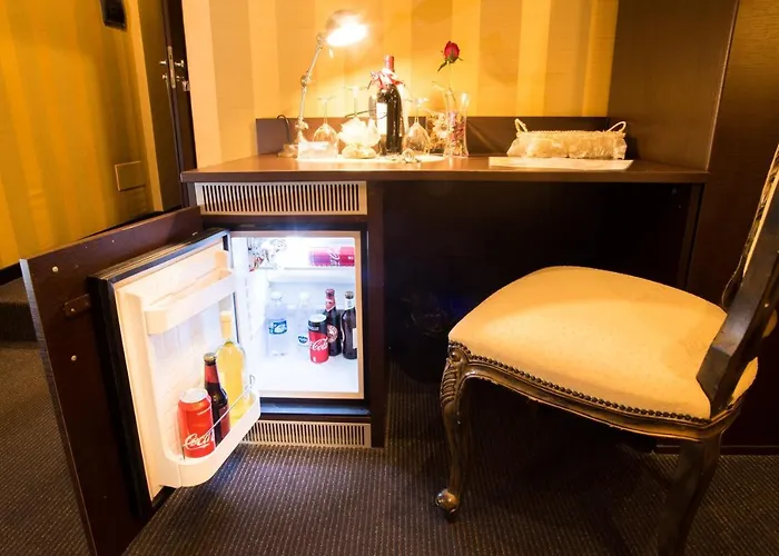 Nice Rome Holiday בית הארחה